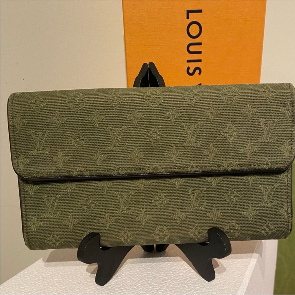 Louis Vuitton Olive Monogram Wallet